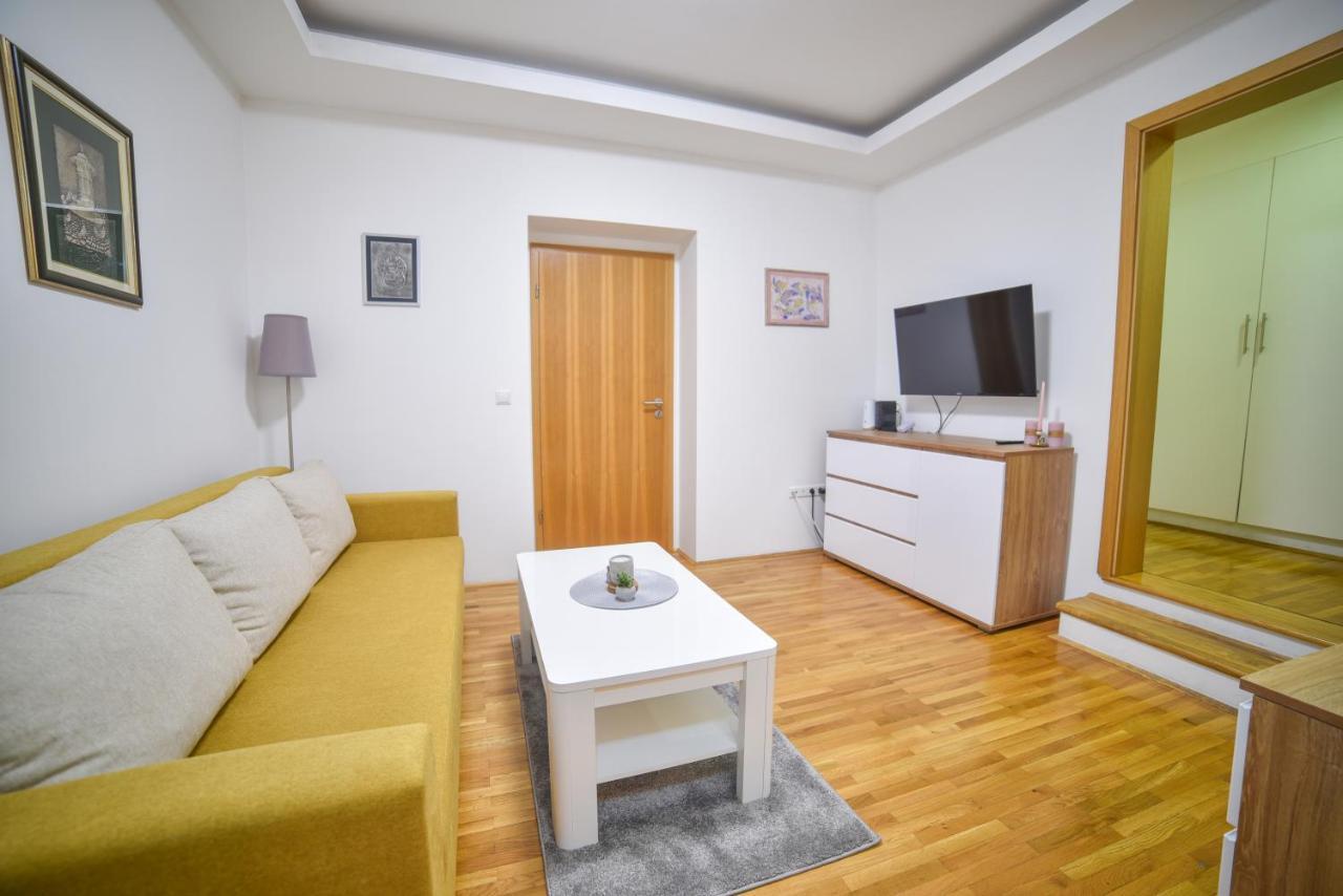 City Center - Harmony Apartments Sarajevo Bagian luar foto